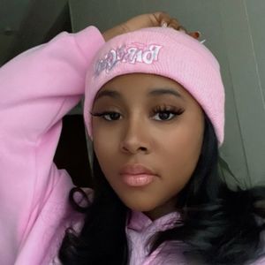 Meet your Posher, Alisha